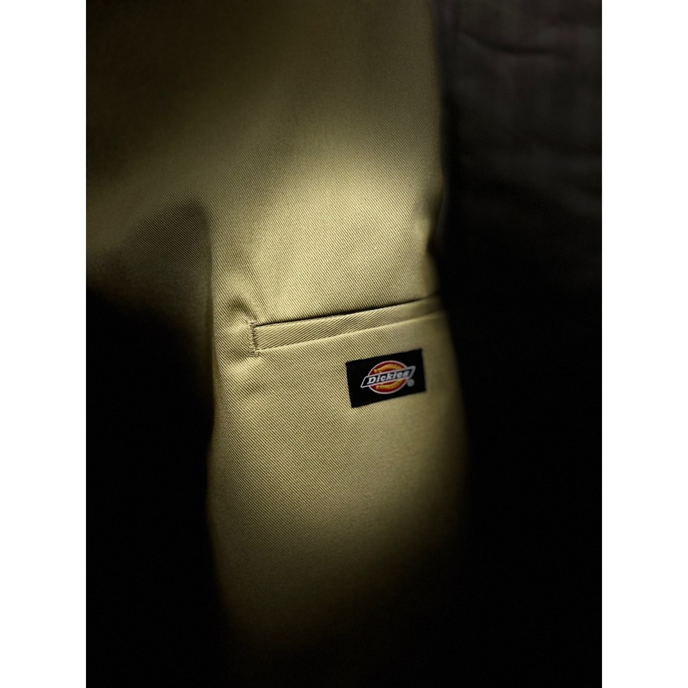 Dickies Twill Work Shorts Loose Fit 13" Inseam Multi-Use Pocket Size 44
(619) - Picture 4 of 6